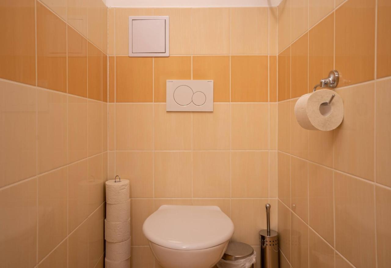 Family Apartment Ostrava Exterior foto
